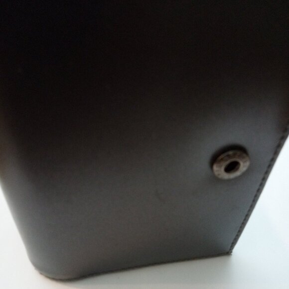 Studio Dark Gray Wallet - Picture 4 of 9